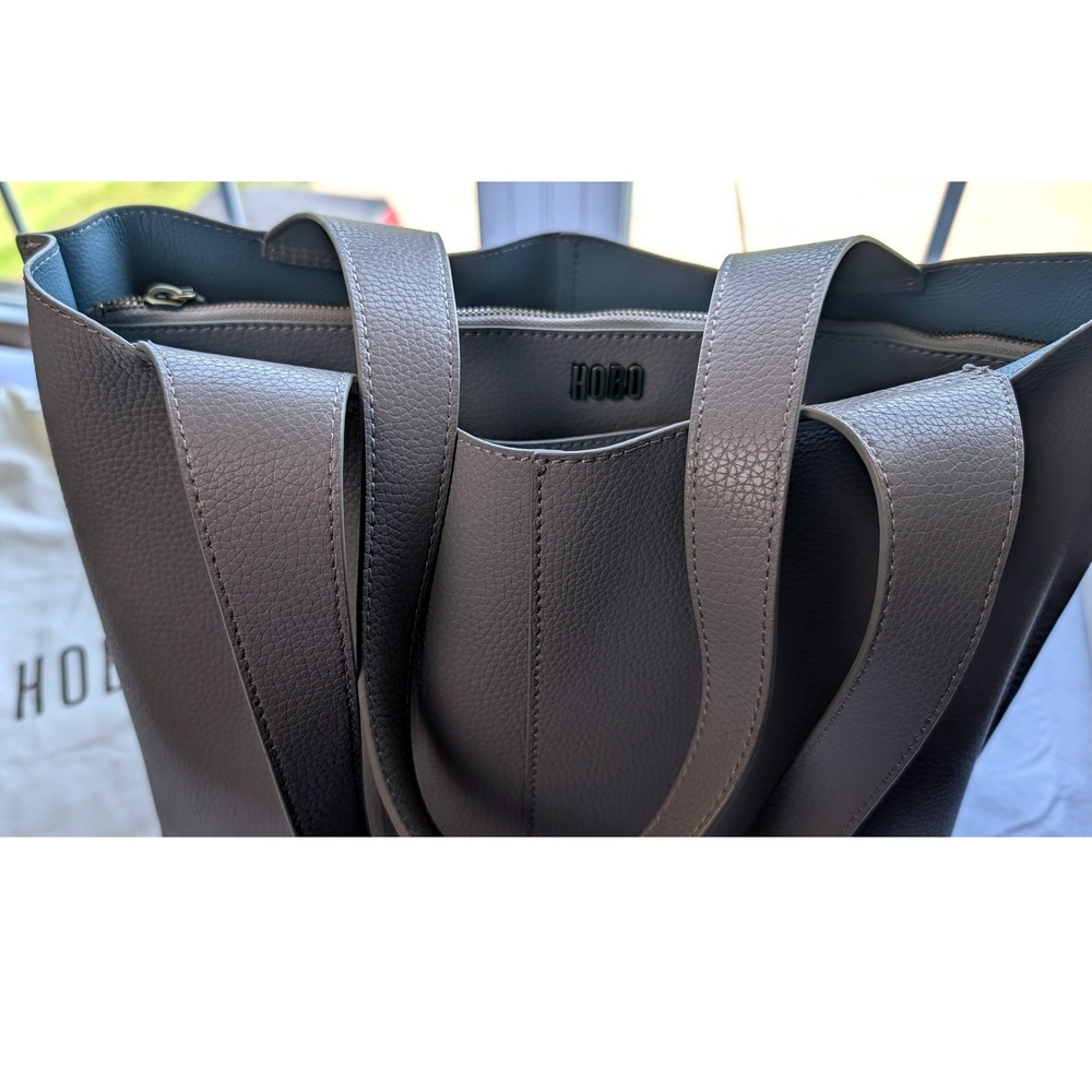 Hobo Gray Pebbled Leather Tote Bag Triple Compartment Shoulder Bag with Dust Bag - Picture 2 of 6